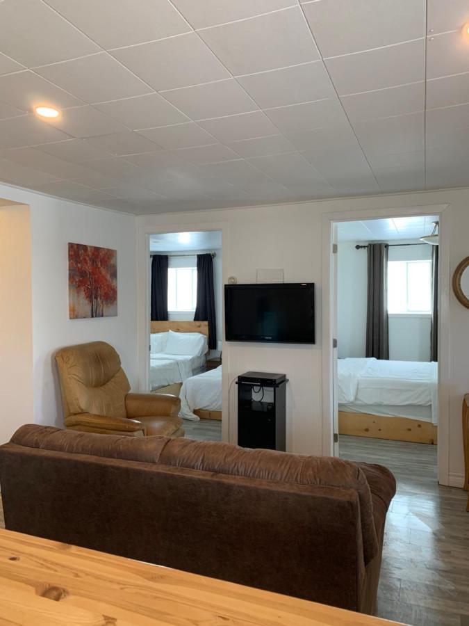 Appartement Chez Leon Grandes-Bergeronnes Exteriör bild