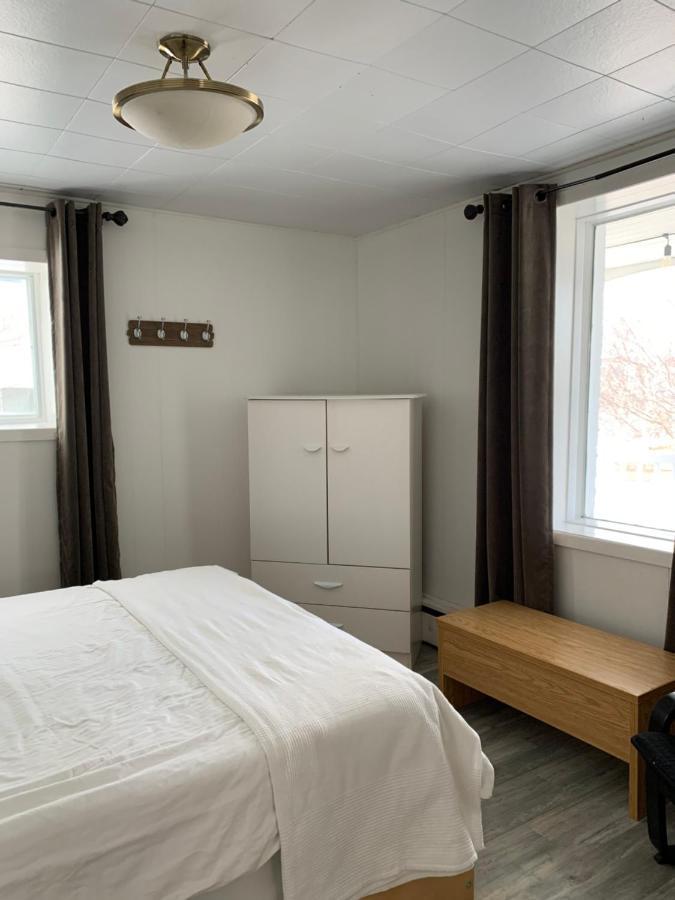 Appartement Chez Leon Grandes-Bergeronnes Exteriör bild